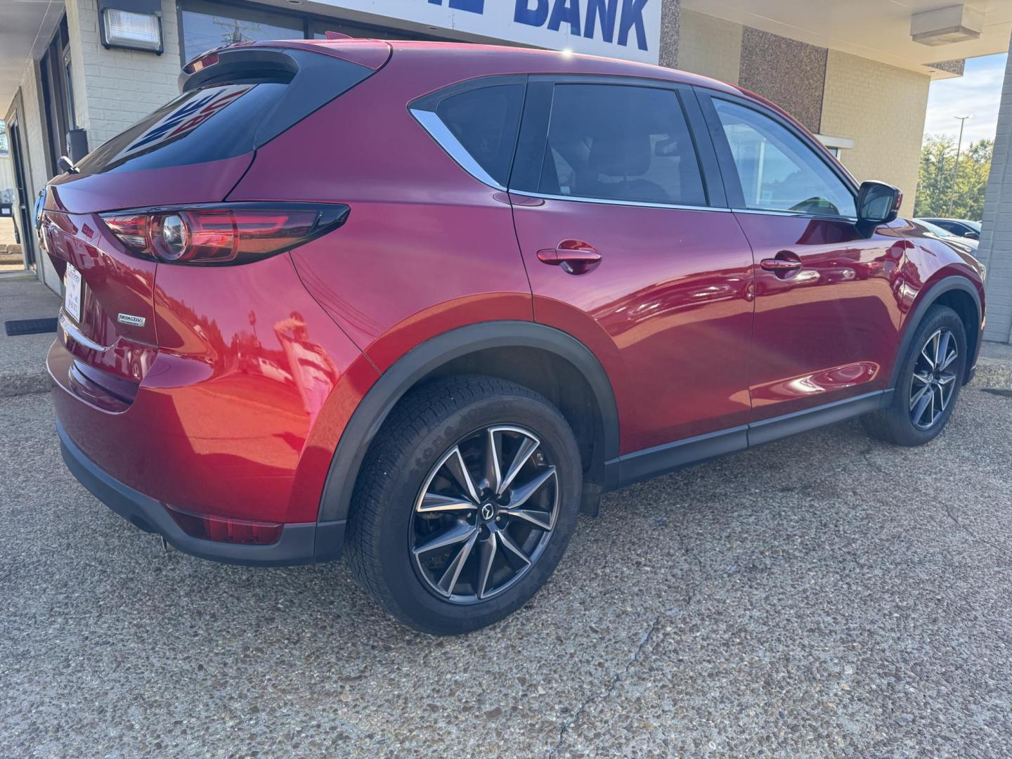 2017 RED MAZDA CX-5 GRAND TOURING (JM3KFADL7H0) , located at 922 W. Beacon St., Philadelphia, MS, 39350, (601) 650-3675, 32.770447, -89.127151 - Photo#5