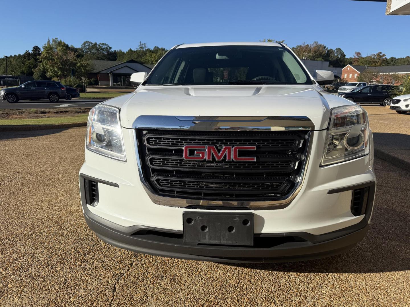 2016 WHITE GMC TERRAIN SLE1 (2GKFLSEK5G6) , located at 922 W. Beacon St., Philadelphia, MS, 39350, (601) 650-3675, 32.770447, -89.127151 - Photo#2