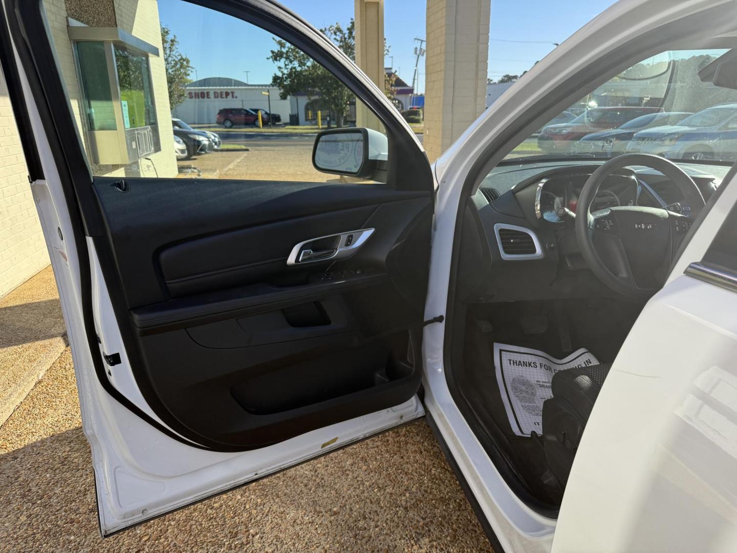 2016 WHITE GMC TERRAIN SLE1 (2GKFLSEK5G6) , located at 922 W. Beacon St., Philadelphia, MS, 39350, (601) 650-3675, 32.770447, -89.127151 - Photo#12