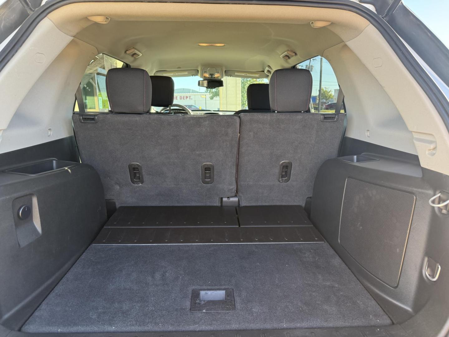 2016 WHITE GMC TERRAIN SLE1 (2GKFLSEK5G6) , located at 922 W. Beacon St., Philadelphia, MS, 39350, (601) 650-3675, 32.770447, -89.127151 - Photo#15