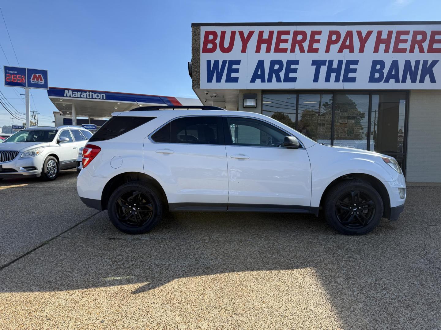 2017 WHITE CHEVROLET EQUINOX LT (2GNALCEK2H1) , located at 922 W. Beacon St., Philadelphia, MS, 39350, (601) 650-3675, 32.770447, -89.127151 - Photo#8