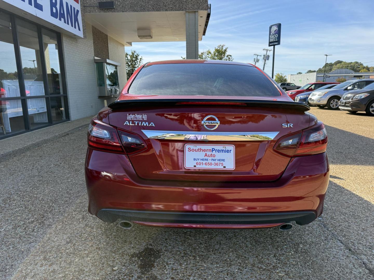 2017 RED NISSAN ALTIMA 2.5; 2.5 S; 2 (1N4AL3AP0HC) , located at 922 W. Beacon St., Philadelphia, MS, 39350, (601) 650-3675, 32.770447, -89.127151 - Photo#6