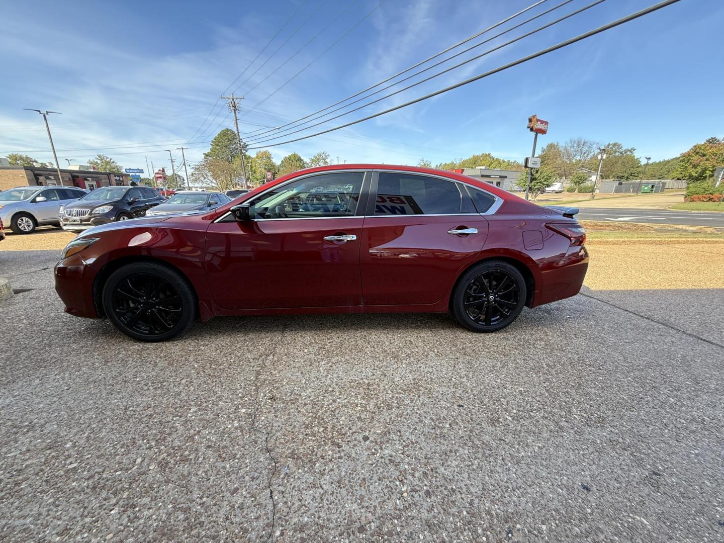 2017 RED NISSAN ALTIMA 2.5; 2.5 S; 2 (1N4AL3AP0HC) , located at 922 W. Beacon St., Philadelphia, MS, 39350, (601) 650-3675, 32.770447, -89.127151 - Photo#4