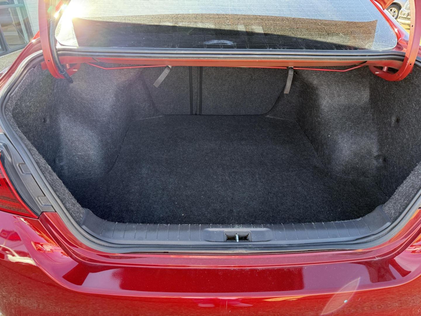 2017 RED NISSAN ALTIMA 2.5; 2.5 S; 2 (1N4AL3AP0HC) , located at 922 W. Beacon St., Philadelphia, MS, 39350, (601) 650-3675, 32.770447, -89.127151 - Photo#16