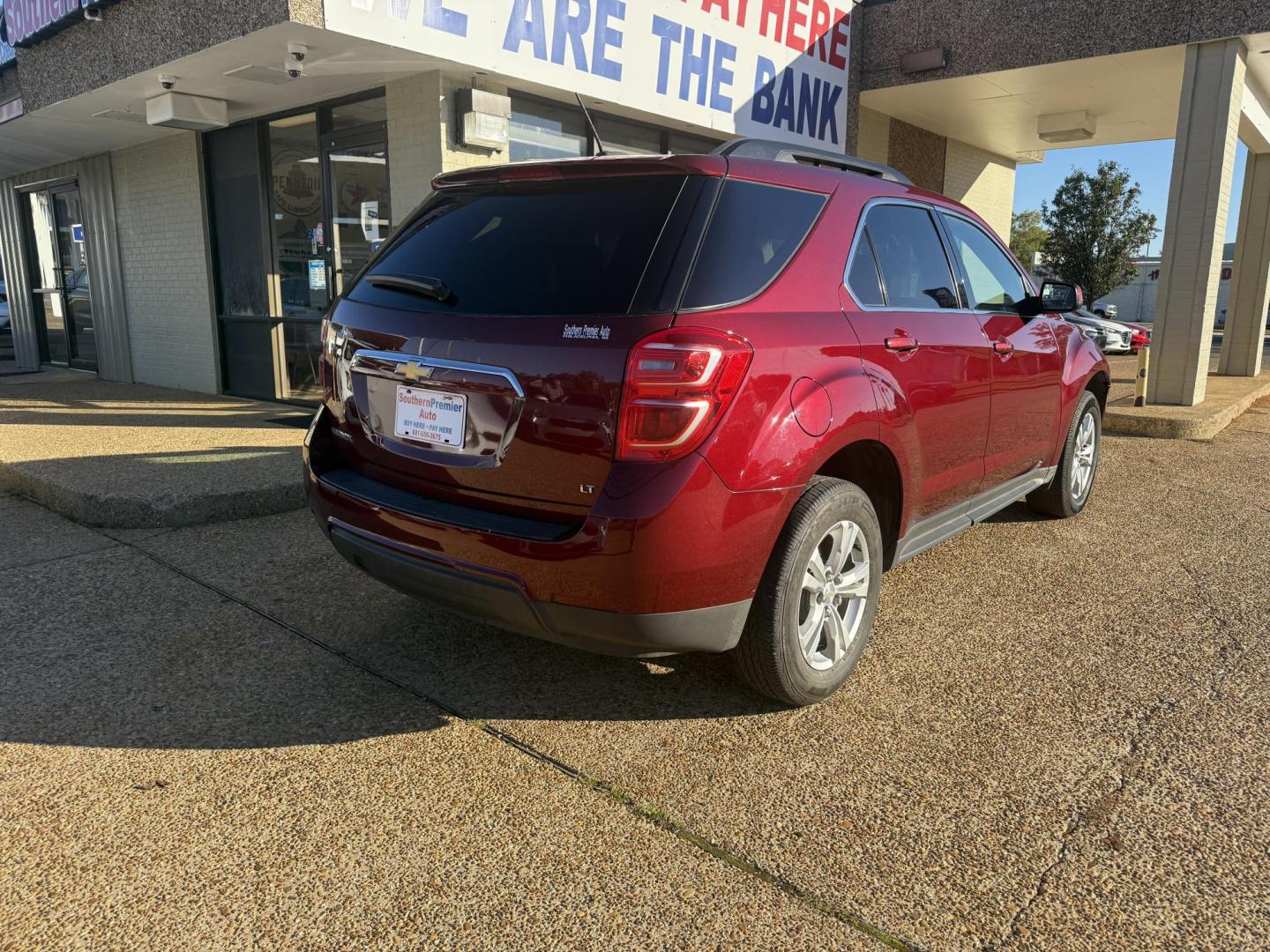 2017 RED CHEVROLET EQUINOX LT (2GNALCEK0H1) , located at 922 W. Beacon St., Philadelphia, MS, 39350, (601) 650-3675, 32.770447, -89.127151 - Photo#4