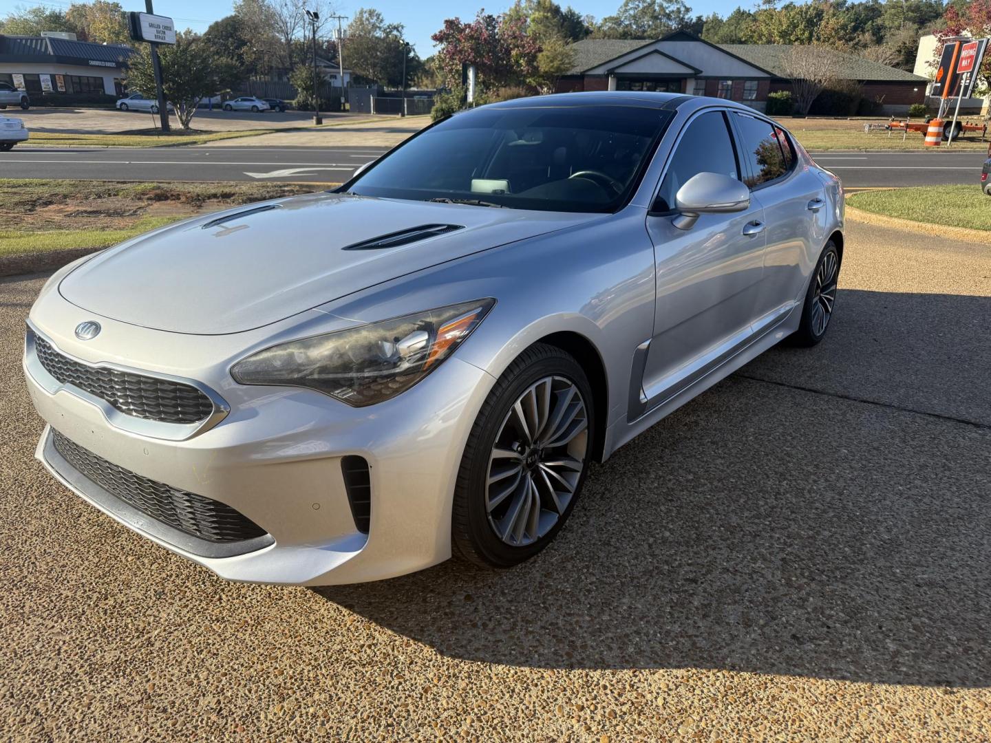 2018 GRAY KIA STINGER PREMIUM (KNAE25LA8J6) , located at 922 W. Beacon St., Philadelphia, MS, 39350, (601) 650-3675, 32.770447, -89.127151 - Photo#2