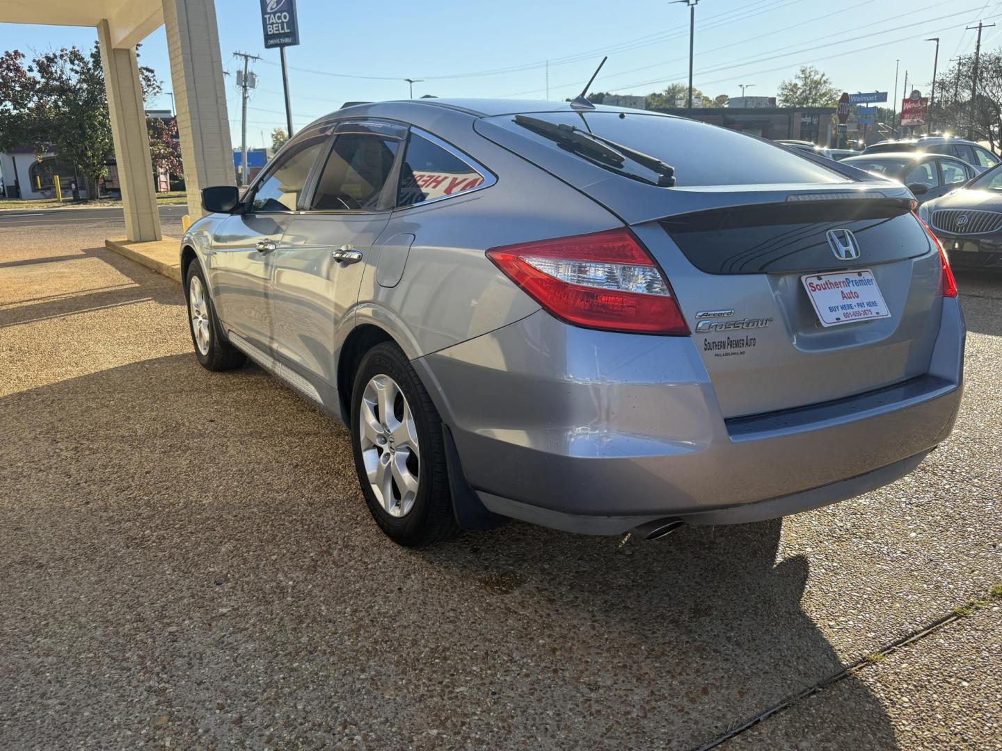 2010 SILVER HONDA ACCORD CROSTOUR EX-L (5J6TF1H5XAL) , located at 922 W. Beacon St., Philadelphia, MS, 39350, (601) 650-3675, 32.770447, -89.127151 - Photo#6