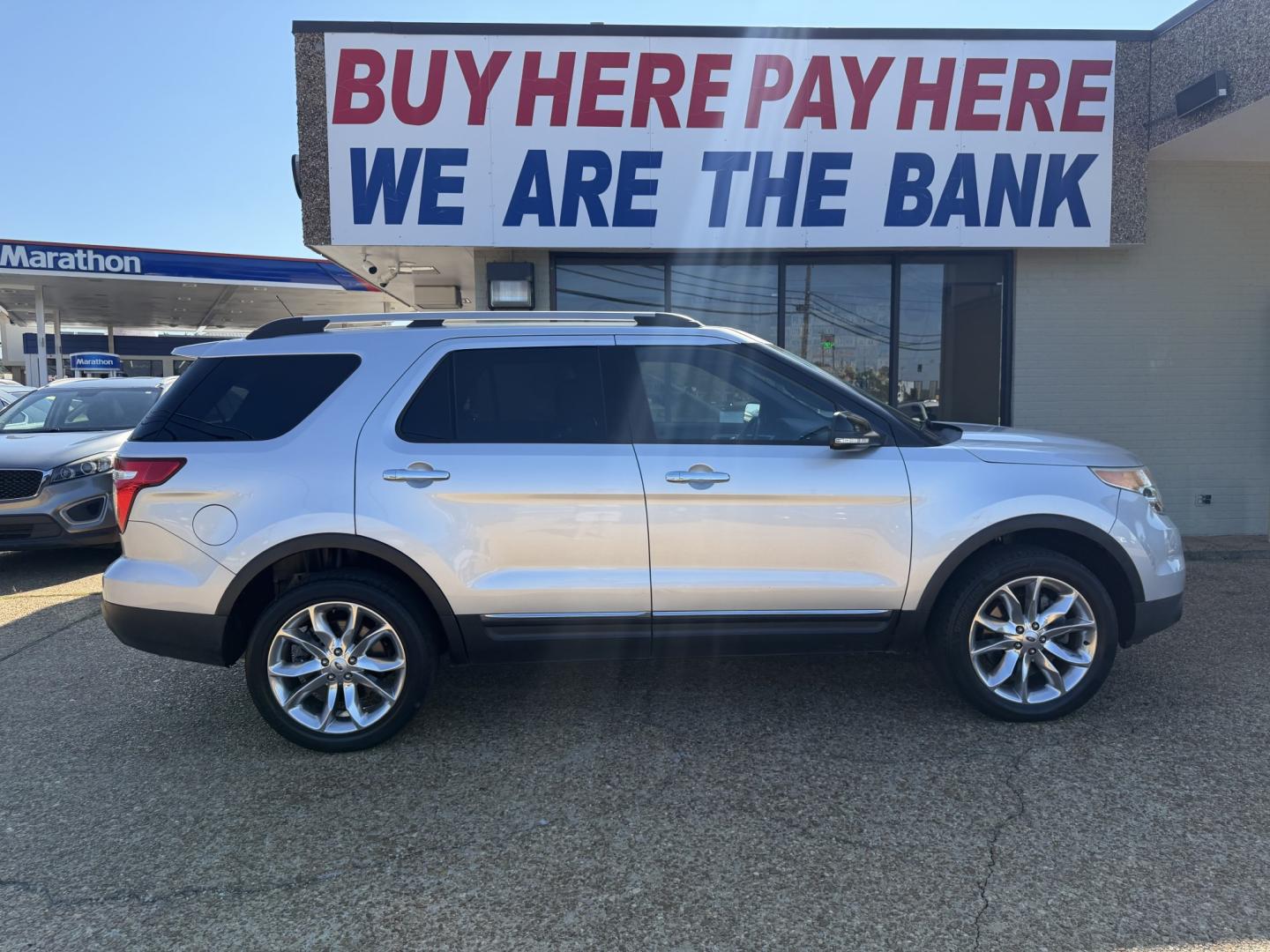 2015 SILVER FORD EXPLORER XLT (1FM5K8D83FG) , located at 922 W. Beacon St., Philadelphia, MS, 39350, (601) 650-3675, 32.770447, -89.127151- Photo#6