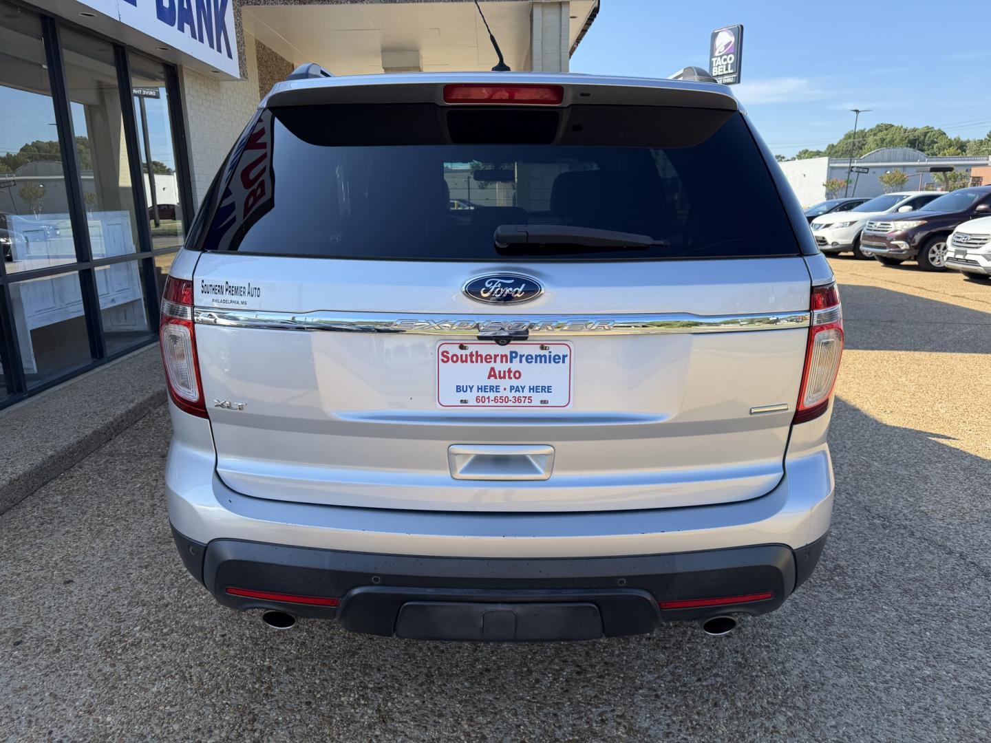 2015 SILVER FORD EXPLORER XLT (1FM5K8D83FG) , located at 922 W. Beacon St., Philadelphia, MS, 39350, (601) 650-3675, 32.770447, -89.127151- Photo#4