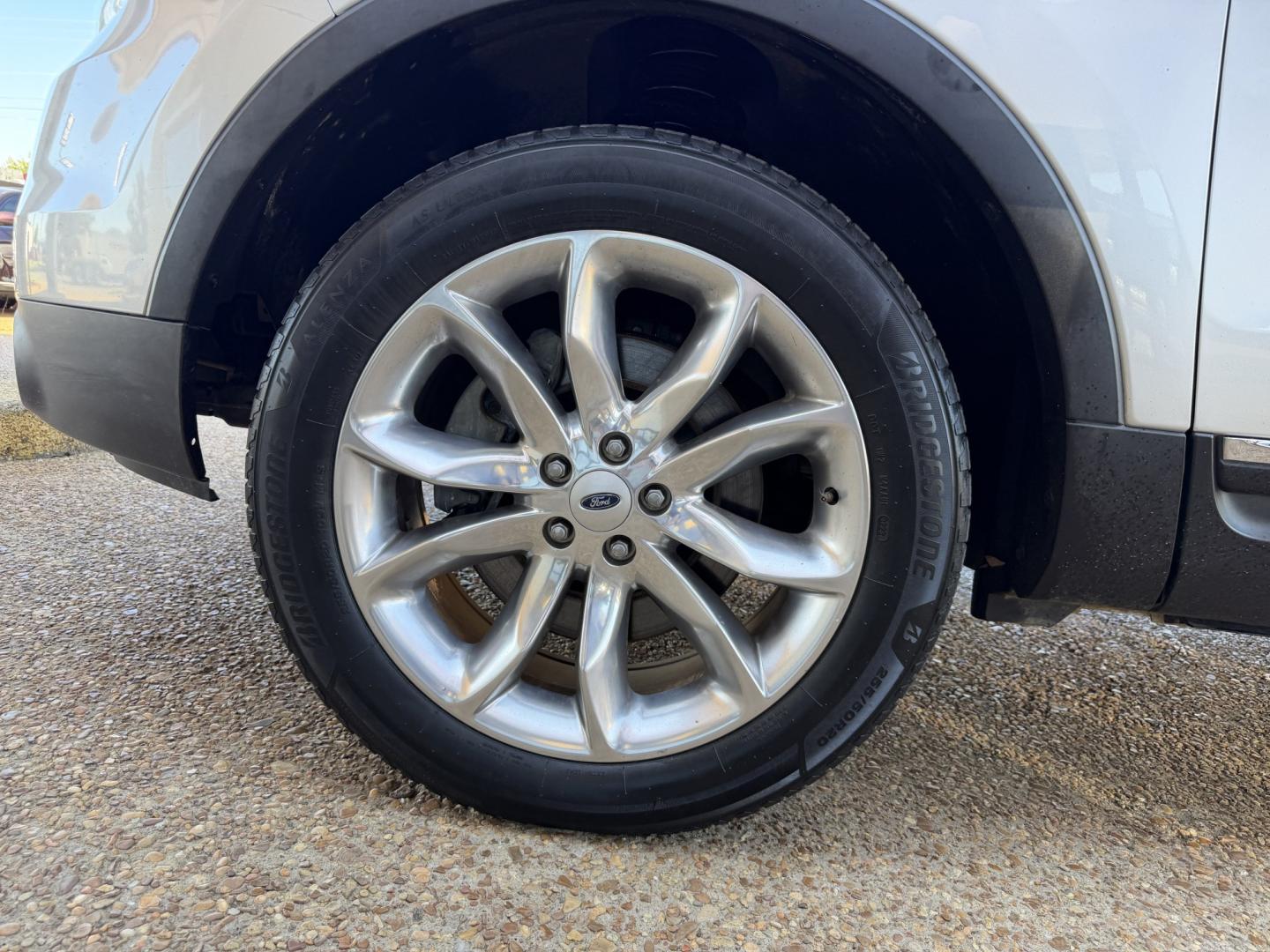2015 SILVER FORD EXPLORER XLT (1FM5K8D83FG) , located at 922 W. Beacon St., Philadelphia, MS, 39350, (601) 650-3675, 32.770447, -89.127151- Photo#7