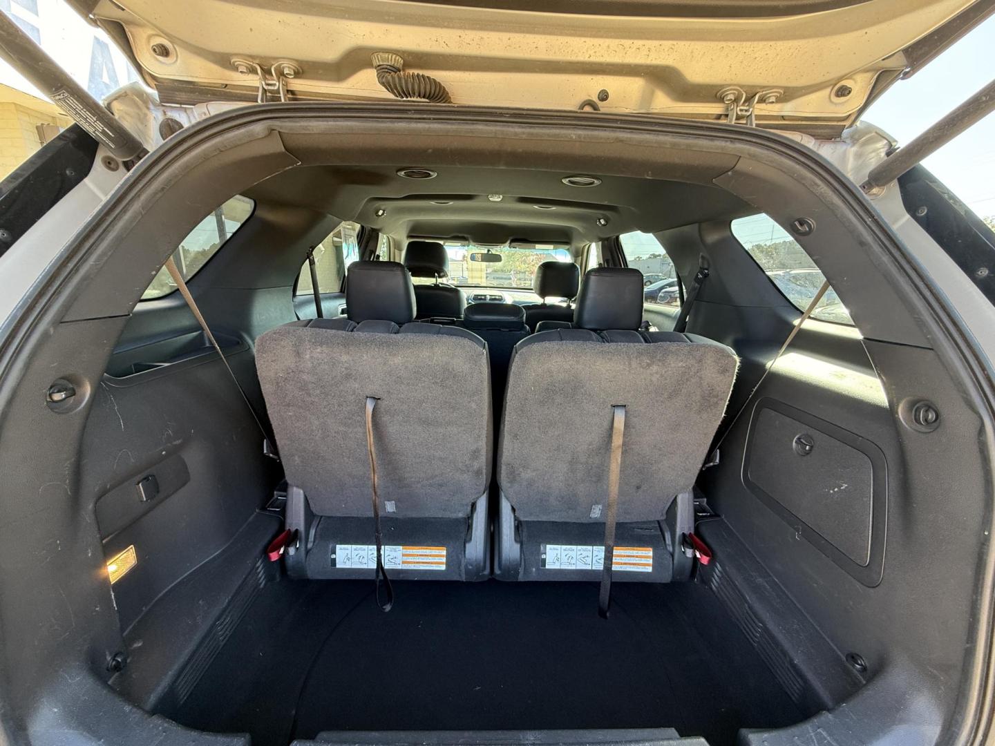 2015 SILVER FORD EXPLORER XLT (1FM5K8D83FG) , located at 922 W. Beacon St., Philadelphia, MS, 39350, (601) 650-3675, 32.770447, -89.127151 - Photo#15