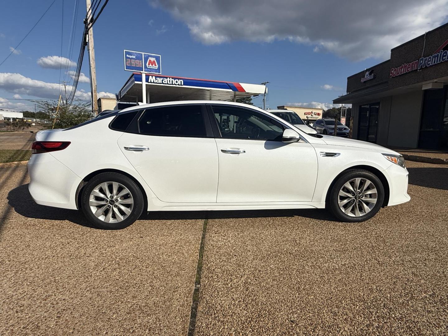 2018 WHITE KIA OPTIMA (5XXGT4L38JG) , located at 922 W. Beacon St., Philadelphia, MS, 39350, (601) 650-3675, 32.770447, -89.127151 - Photo#7