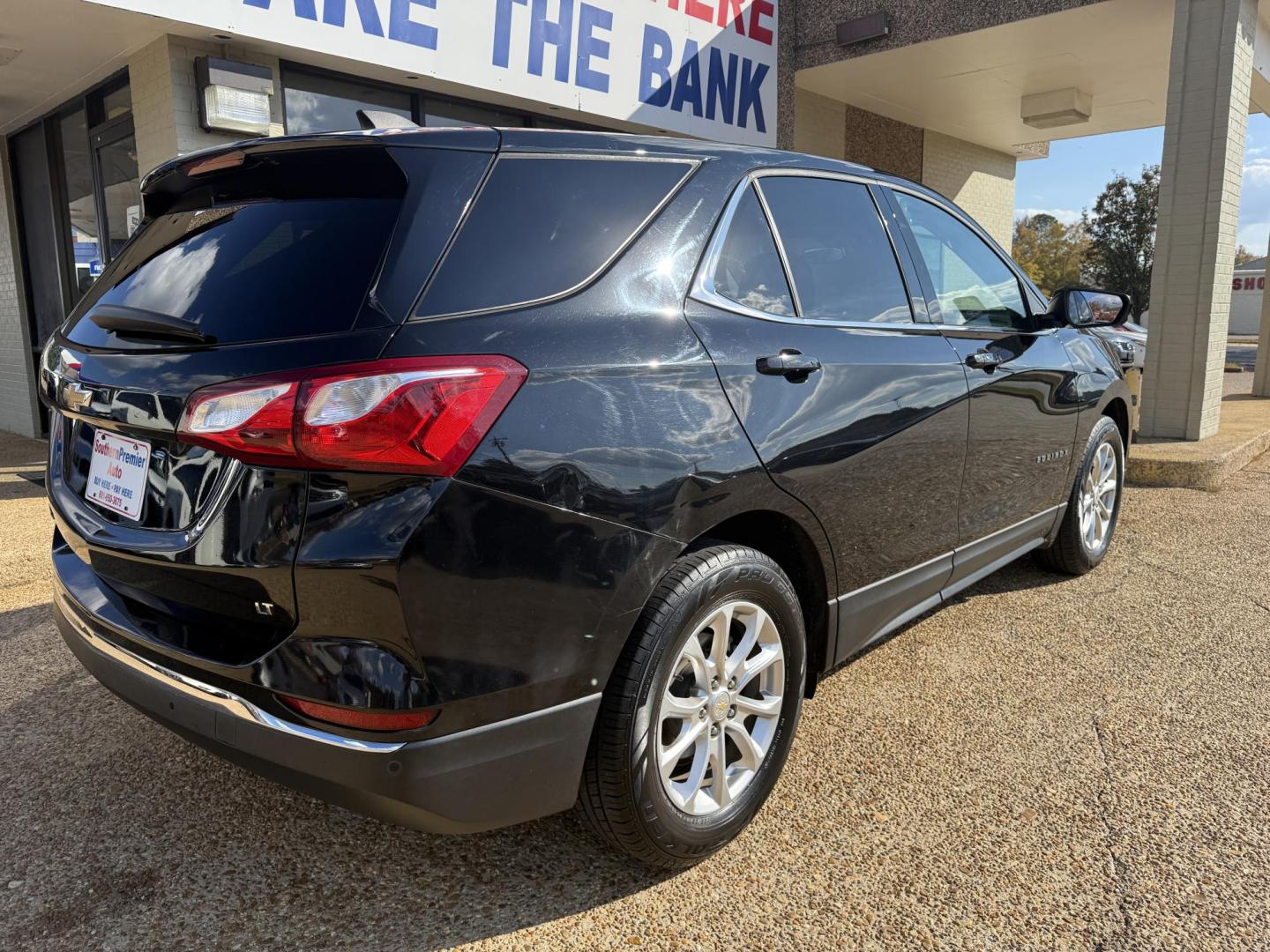 2020 GRAY CHEVROLET EQUINOX LT (1LT) (2GNAXKEV6L6) , located at 922 W. Beacon St., Philadelphia, MS, 39350, (601) 650-3675, 32.770447, -89.127151 - Photo#5