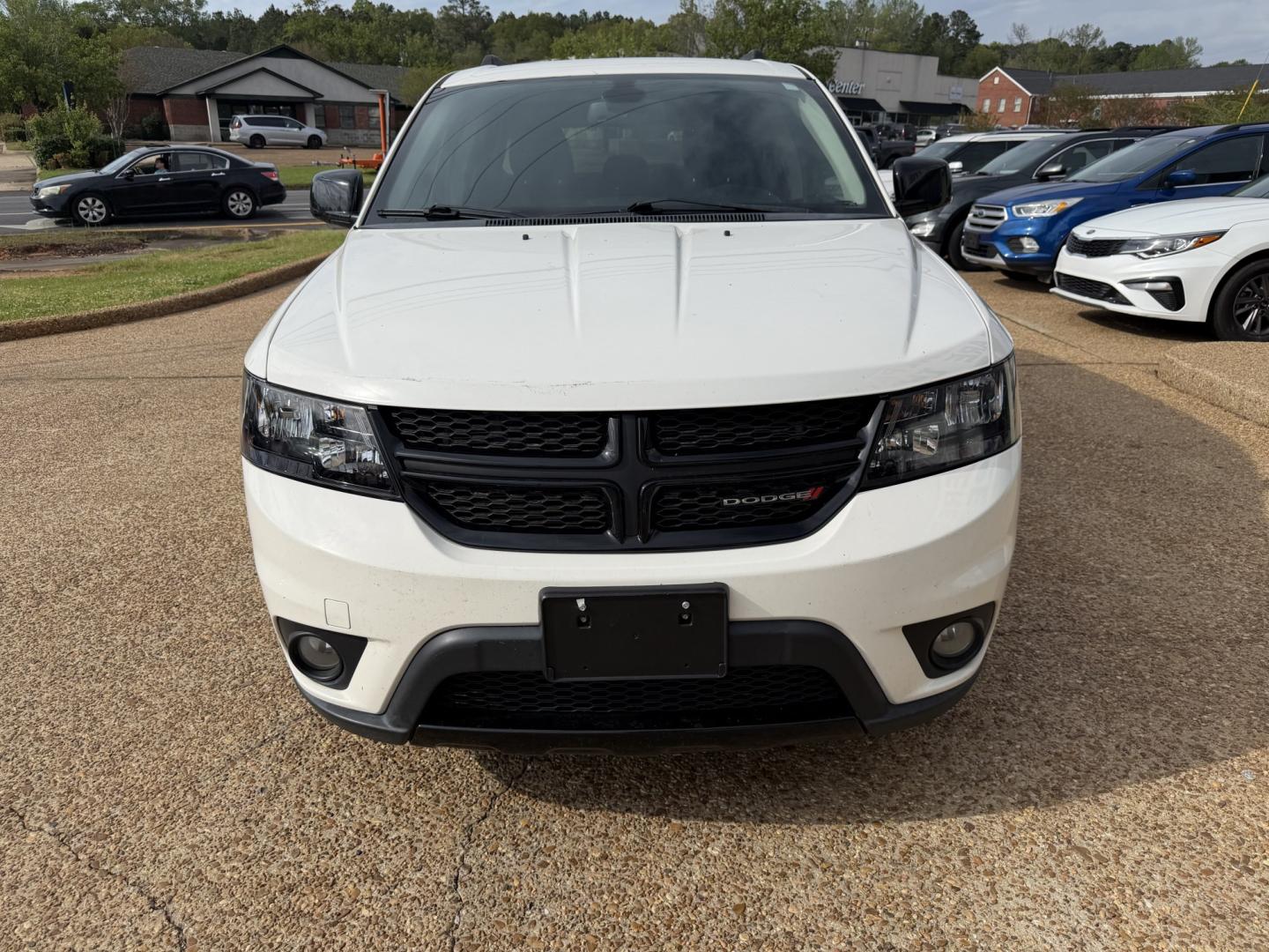 2018 WHITE /Black DODGE JOURNEY SXT (3C4PDCBG4JT) with an 3.6L V6 DOHC 24V engine, 6-Speed Automatic transmission, located at 922 W. Beacon St., Philadelphia, MS, 39350, (601) 650-3675, 32.770447, -89.127151 - Dodge 2018 Dodge Journey VIN 3C4PDCBG4JT511830 Style/Body SPORT UTILITY 4-DR Engine 3.6L V6 DOHC 24V 3rd row seating - Photo#1