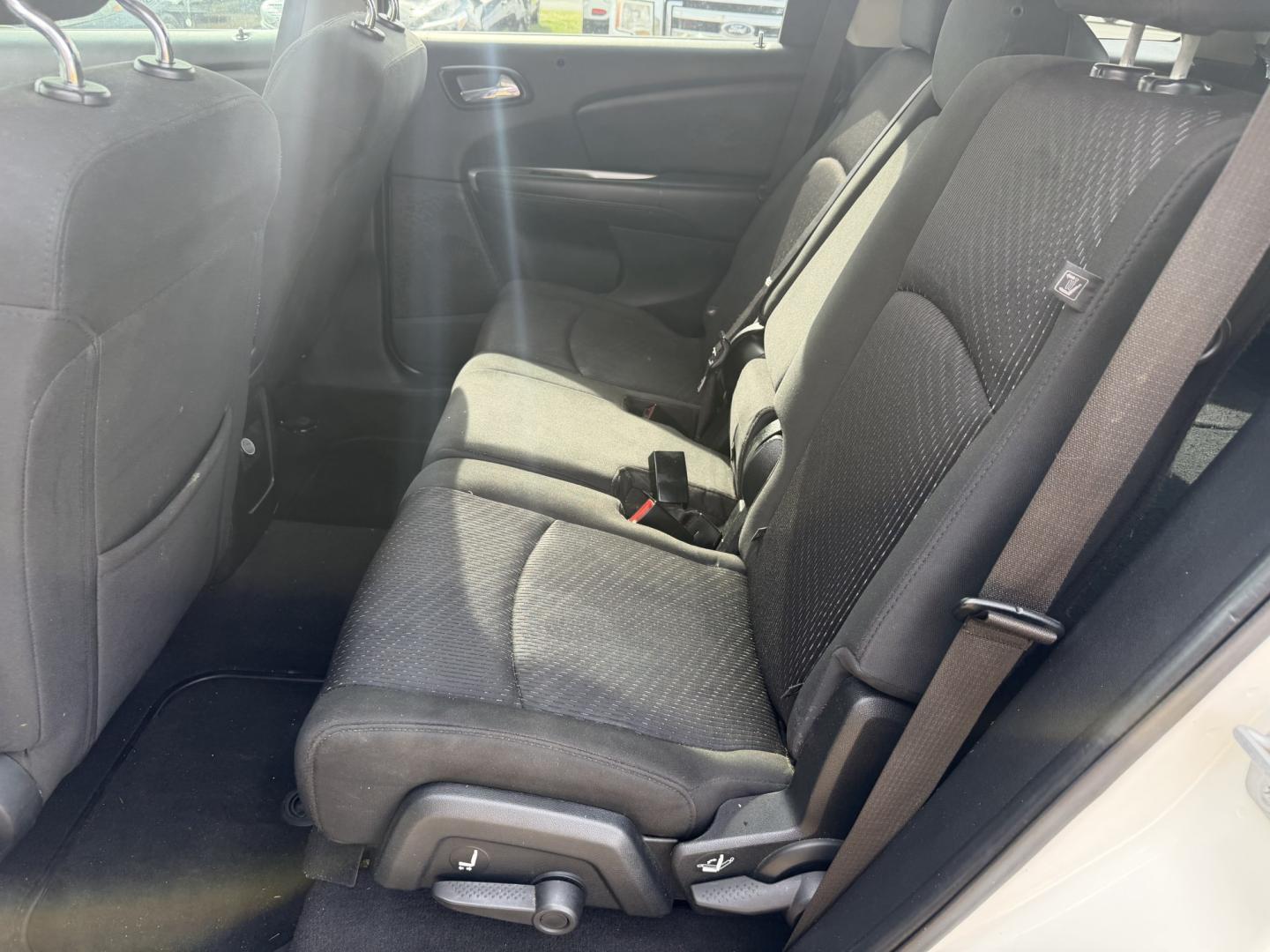 2018 WHITE /Black DODGE JOURNEY SXT (3C4PDCBG4JT) with an 3.6L V6 DOHC 24V engine, 6-Speed Automatic transmission, located at 922 W. Beacon St., Philadelphia, MS, 39350, (601) 650-3675, 32.770447, -89.127151 - Dodge 2018 Dodge Journey VIN 3C4PDCBG4JT511830 Style/Body SPORT UTILITY 4-DR Engine 3.6L V6 DOHC 24V 3rd row seating - Photo#13