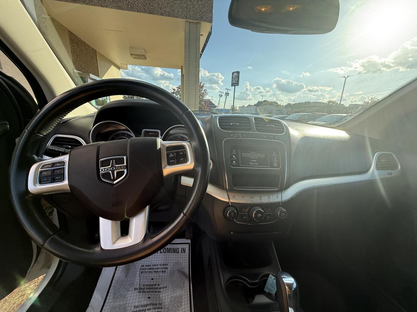 2018 WHITE DODGE JOURNEY SXT (3C4PDCBG4JT) , located at 922 W. Beacon St., Philadelphia, MS, 39350, (601) 650-3675, 32.770447, -89.127151 - Photo#8