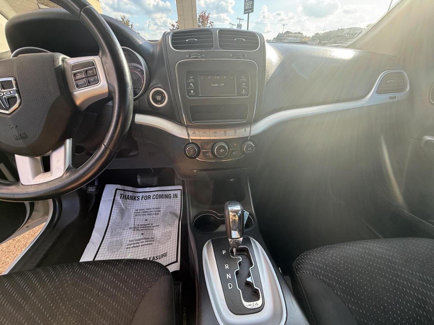 2018 WHITE DODGE JOURNEY SXT (3C4PDCBG4JT) , located at 922 W. Beacon St., Philadelphia, MS, 39350, (601) 650-3675, 32.770447, -89.127151 - Photo#10