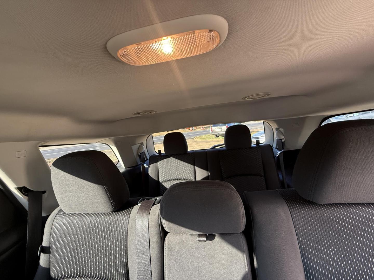 2018 WHITE DODGE JOURNEY SXT (3C4PDCBG4JT) , located at 922 W. Beacon St., Philadelphia, MS, 39350, (601) 650-3675, 32.770447, -89.127151 - Photo#15