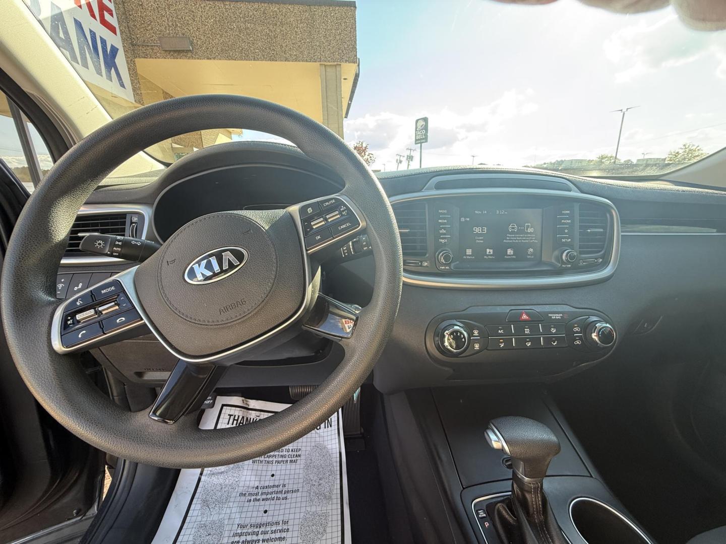 2019 GRAY KIA SORENTO LX (5XYPG4A32KG) , located at 922 W. Beacon St., Philadelphia, MS, 39350, (601) 650-3675, 32.770447, -89.127151 - Photo#9