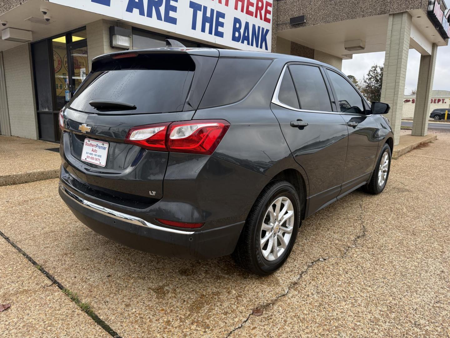2020 GRAY CHEVROLET EQUINOX LT (2GNAXJEV7L6) , located at 922 W. Beacon St., Philadelphia, MS, 39350, (601) 650-3675, 32.770447, -89.127151 - Photo#2