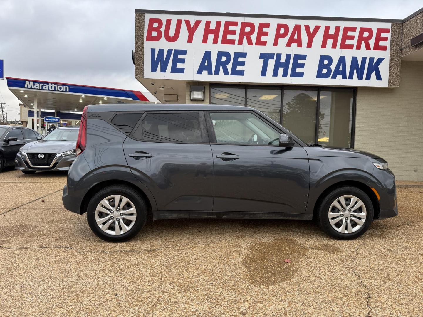 2020 GRAY KIA SOUL LX (KNDJ23AU5L7) , located at 922 W. Beacon St., Philadelphia, MS, 39350, (601) 650-3675, 32.770447, -89.127151 - Photo#3