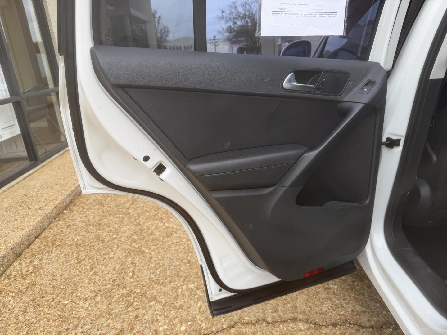 2017 WHITE VOLKSWAGEN TIGUAN S (WVGAV7AX4HK) , located at 922 W. Beacon St., Philadelphia, MS, 39350, (601) 650-3675, 32.770447, -89.127151 - Photo#12