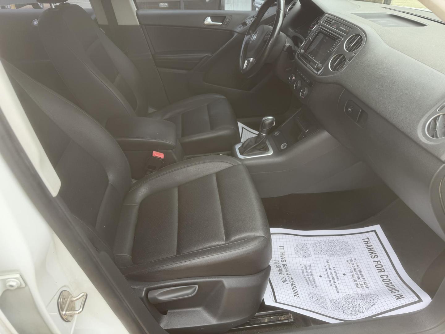 2017 WHITE VOLKSWAGEN TIGUAN S (WVGAV7AX4HK) , located at 922 W. Beacon St., Philadelphia, MS, 39350, (601) 650-3675, 32.770447, -89.127151 - Photo#10