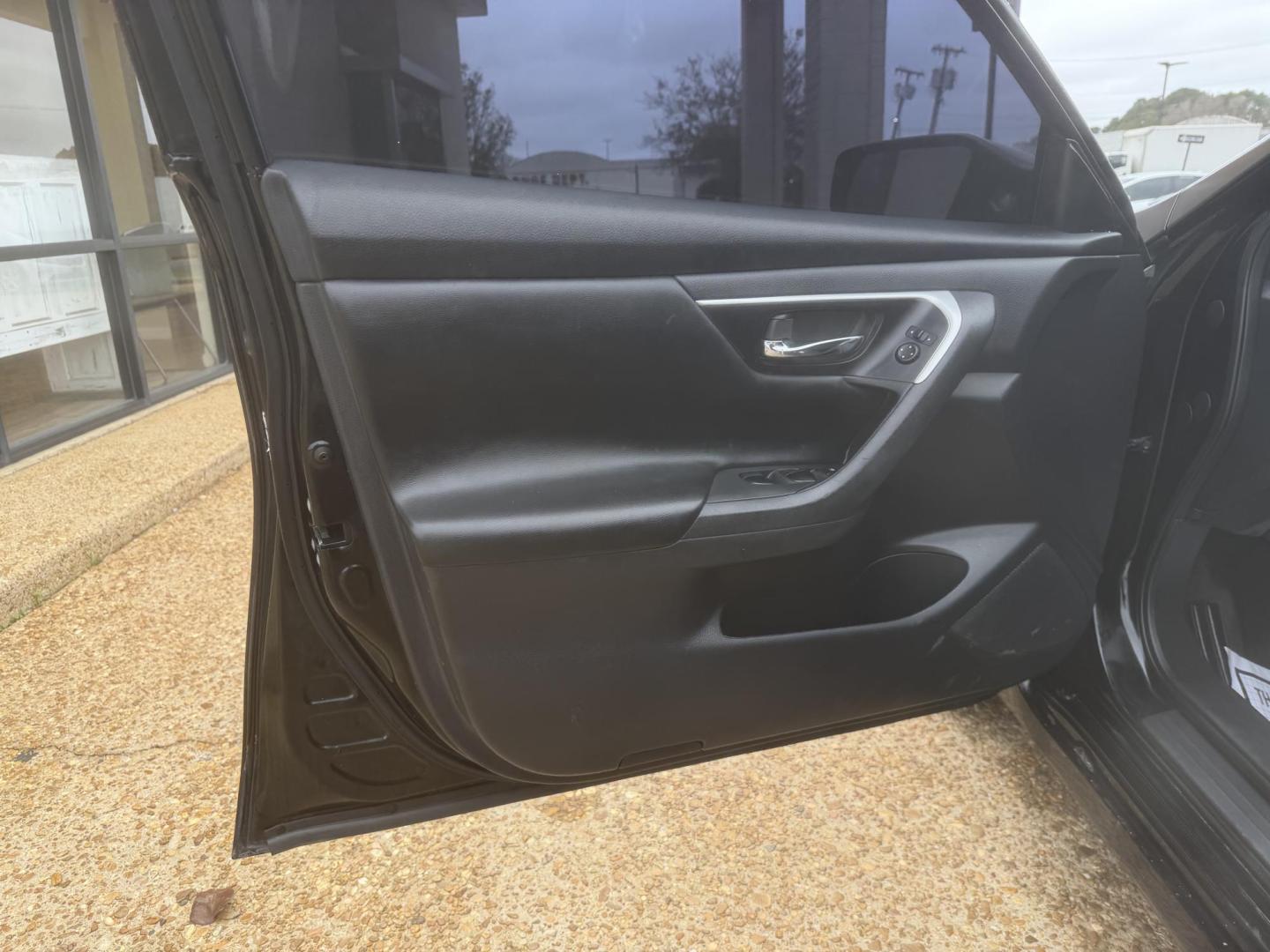 2018 BLACK NISSAN ALTIMA 2.5 S (1N4AL3AP9JC) , located at 922 W. Beacon St., Philadelphia, MS, 39350, (601) 650-3675, 32.770447, -89.127151 - Photo#8