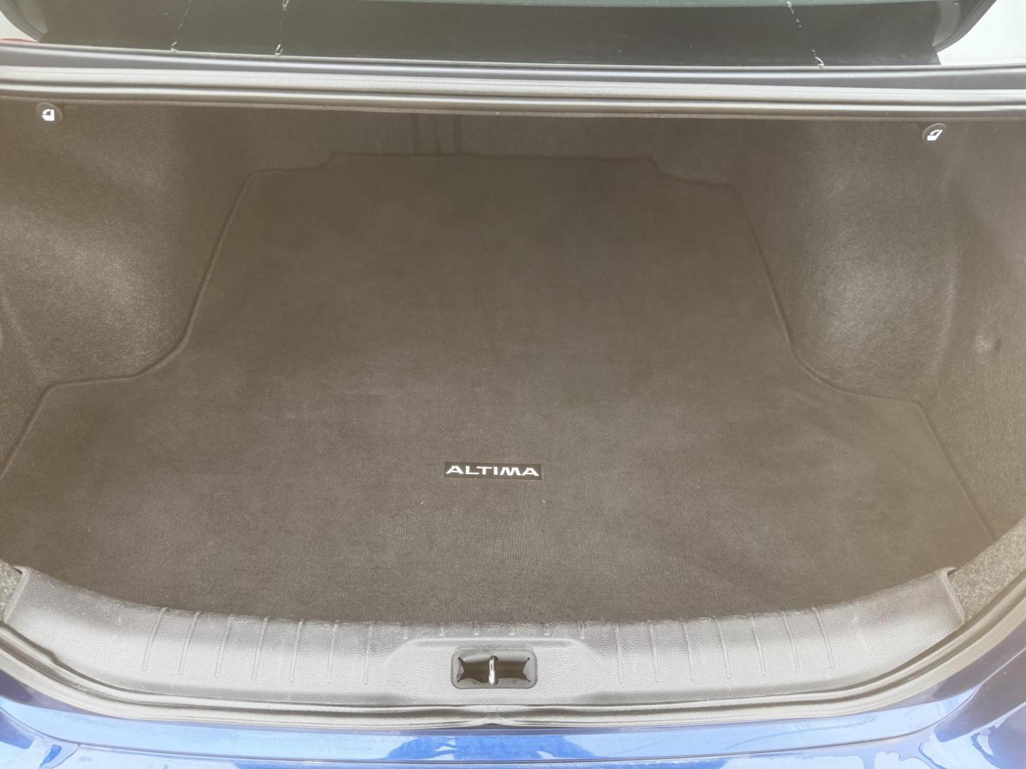 2020 BLUE NISSAN ALTIMA 2.5 S (1N4BL4BV0LC) , located at 922 W. Beacon St., Philadelphia, MS, 39350, (601) 650-3675, 32.770447, -89.127151 - Photo#19