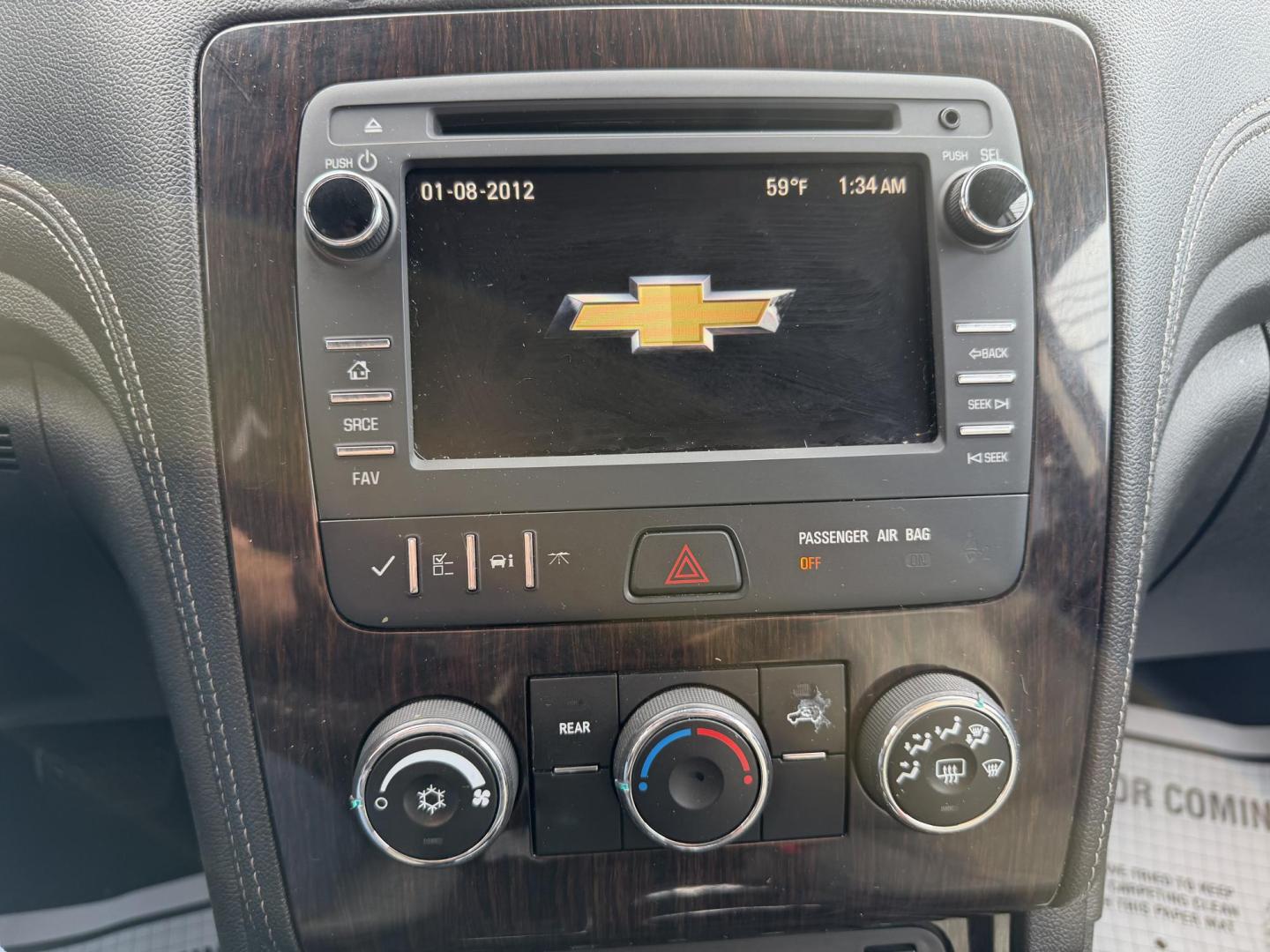 2017 BLUE CHEVROLET TRAVERSE 1LT (1GNKRGKD7HJ) , located at 922 W. Beacon St., Philadelphia, MS, 39350, (601) 650-3675, 32.770447, -89.127151 - Photo#17