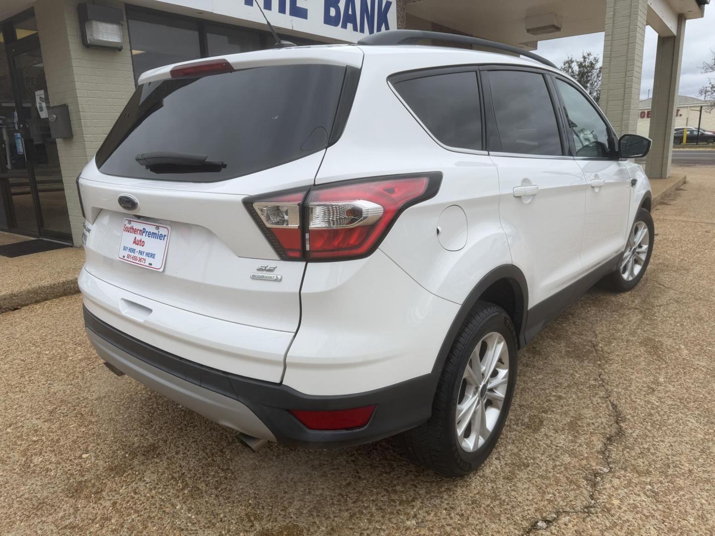 2018 WHITE FORD ESCAPE (1FMCU0GD2JU) , located at 922 W. Beacon St., Philadelphia, MS, 39350, (601) 650-3675, 32.770447, -89.127151 - Photo#5
