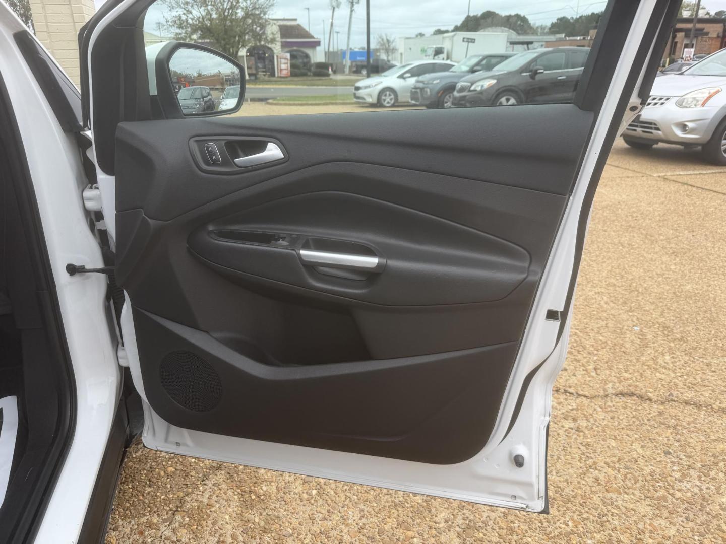 2018 WHITE FORD ESCAPE (1FMCU0GD2JU) , located at 922 W. Beacon St., Philadelphia, MS, 39350, (601) 650-3675, 32.770447, -89.127151 - Photo#11