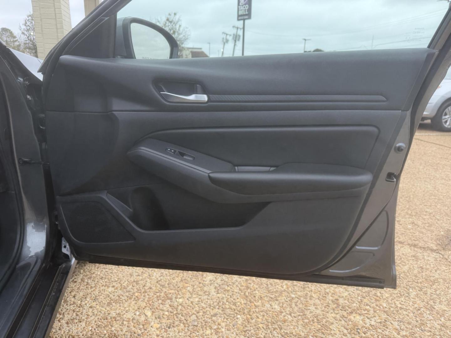 2022 GRAY NISSAN ALTIMA (1N4BL4BV9NN) , located at 922 W. Beacon St., Philadelphia, MS, 39350, (601) 650-3675, 32.770447, -89.127151 - Photo#11