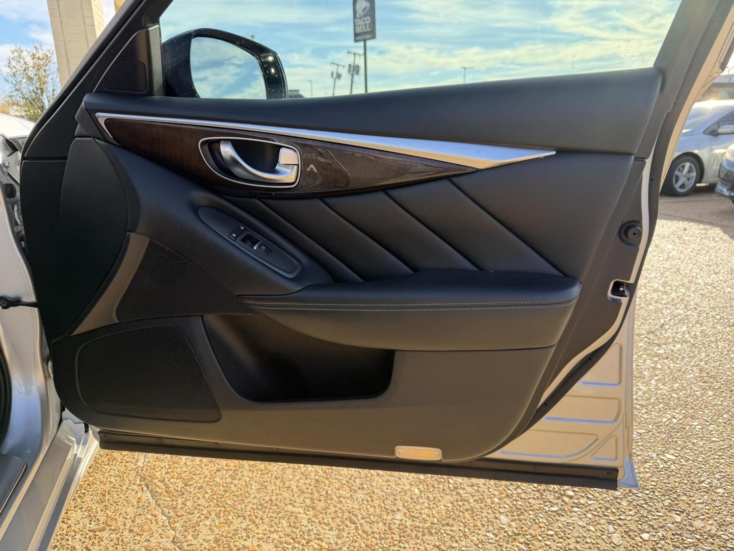 2015 SILVER INFINITI Q50 BASE; PREMIUM (JN1BV7AP2FM) , located at 922 W. Beacon St., Philadelphia, MS, 39350, (601) 650-3675, 32.770447, -89.127151 - Photo#11