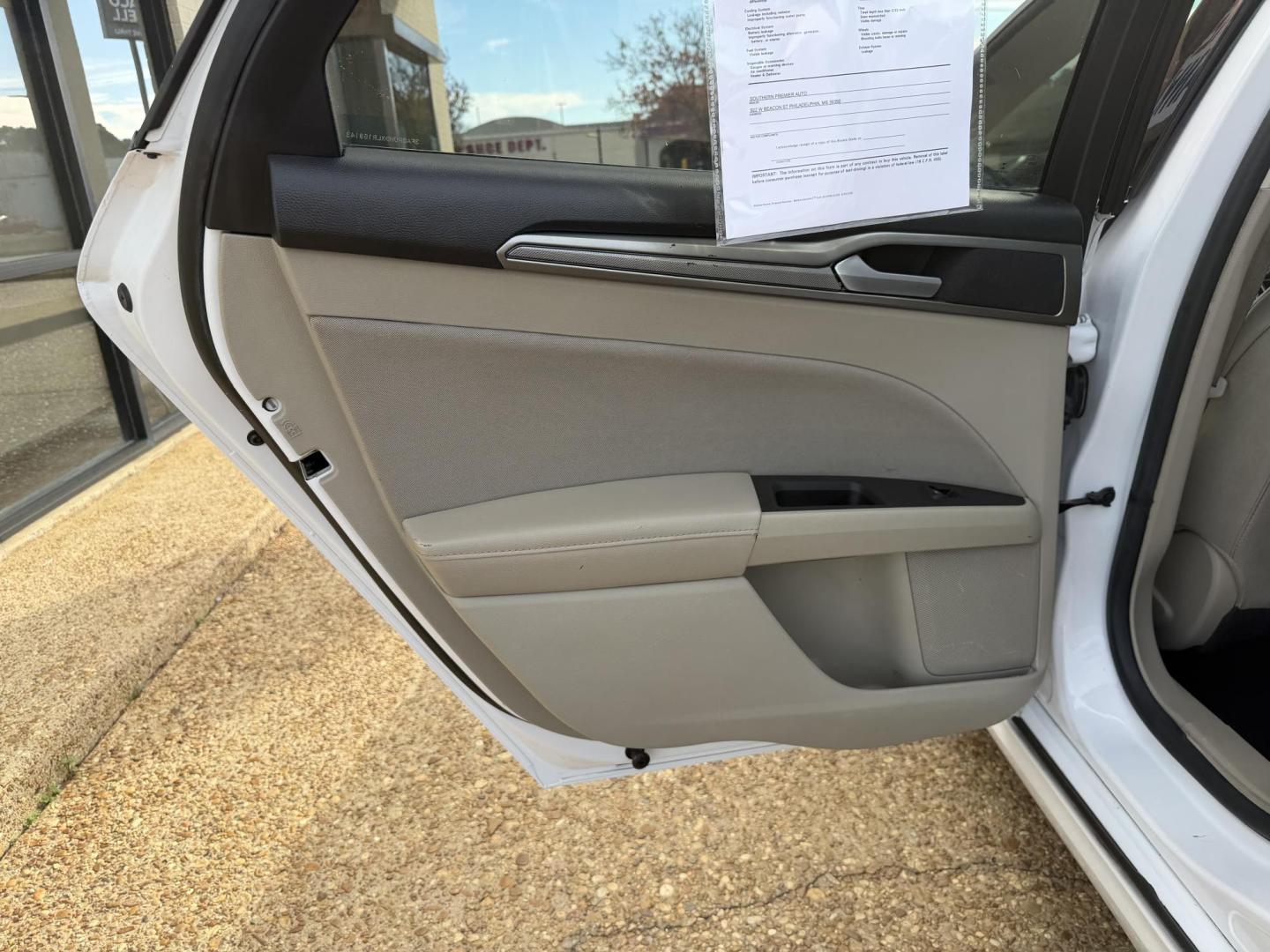 2020 WHITE FORD FUSION SE (3FA6P0HDXLR) , located at 922 W. Beacon St., Philadelphia, MS, 39350, (601) 650-3675, 32.770447, -89.127151 - Photo#12