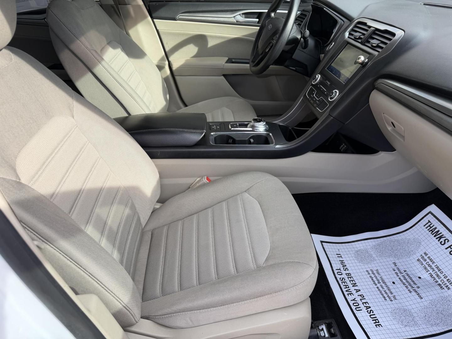 2020 WHITE FORD FUSION SE (3FA6P0HDXLR) , located at 922 W. Beacon St., Philadelphia, MS, 39350, (601) 650-3675, 32.770447, -89.127151 - Photo#10