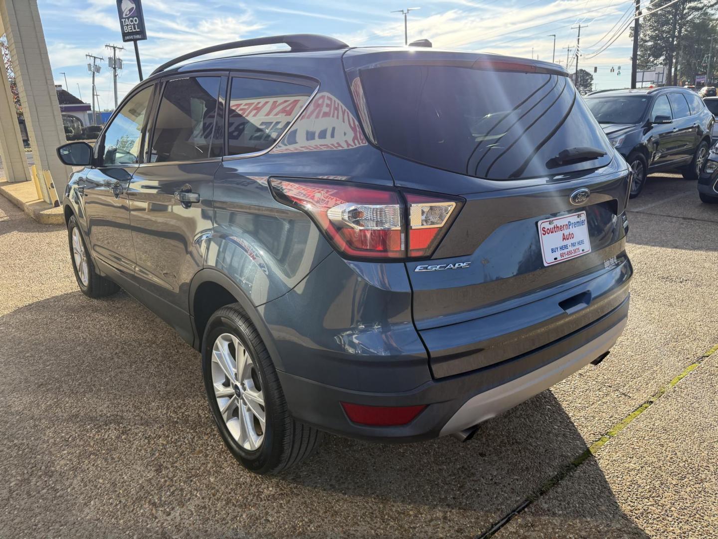 2018 BLUE FORD ESCAPE SE (1FMCU0GD3JU) , located at 922 W. Beacon St., Philadelphia, MS, 39350, (601) 650-3675, 32.770447, -89.127151 - Photo#3