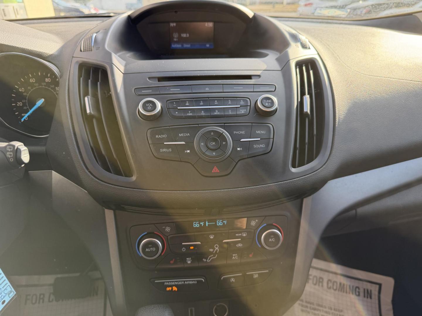 2018 BLUE FORD ESCAPE SE (1FMCU0GD3JU) , located at 922 W. Beacon St., Philadelphia, MS, 39350, (601) 650-3675, 32.770447, -89.127151 - Photo#16