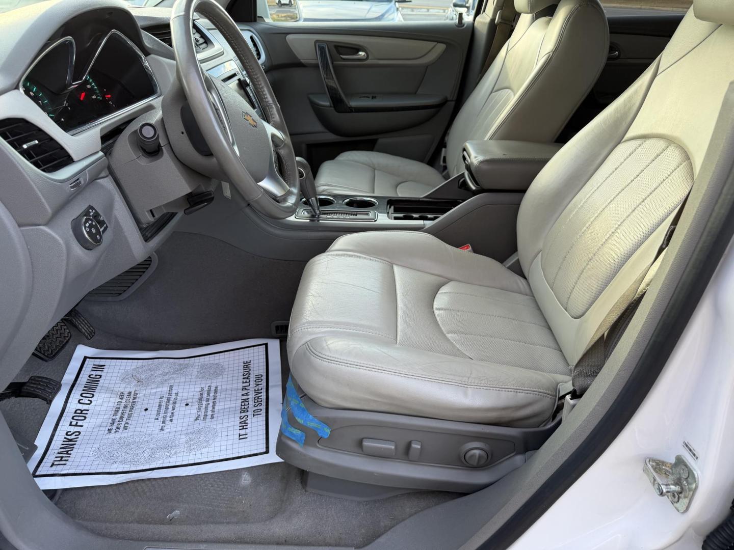 2016 WHITE CHEVROLET TRAVERSE LTZ (1GNKRJKD1GJ) , located at 922 W. Beacon St., Philadelphia, MS, 39350, (601) 650-3675, 32.770447, -89.127151 - Photo#9