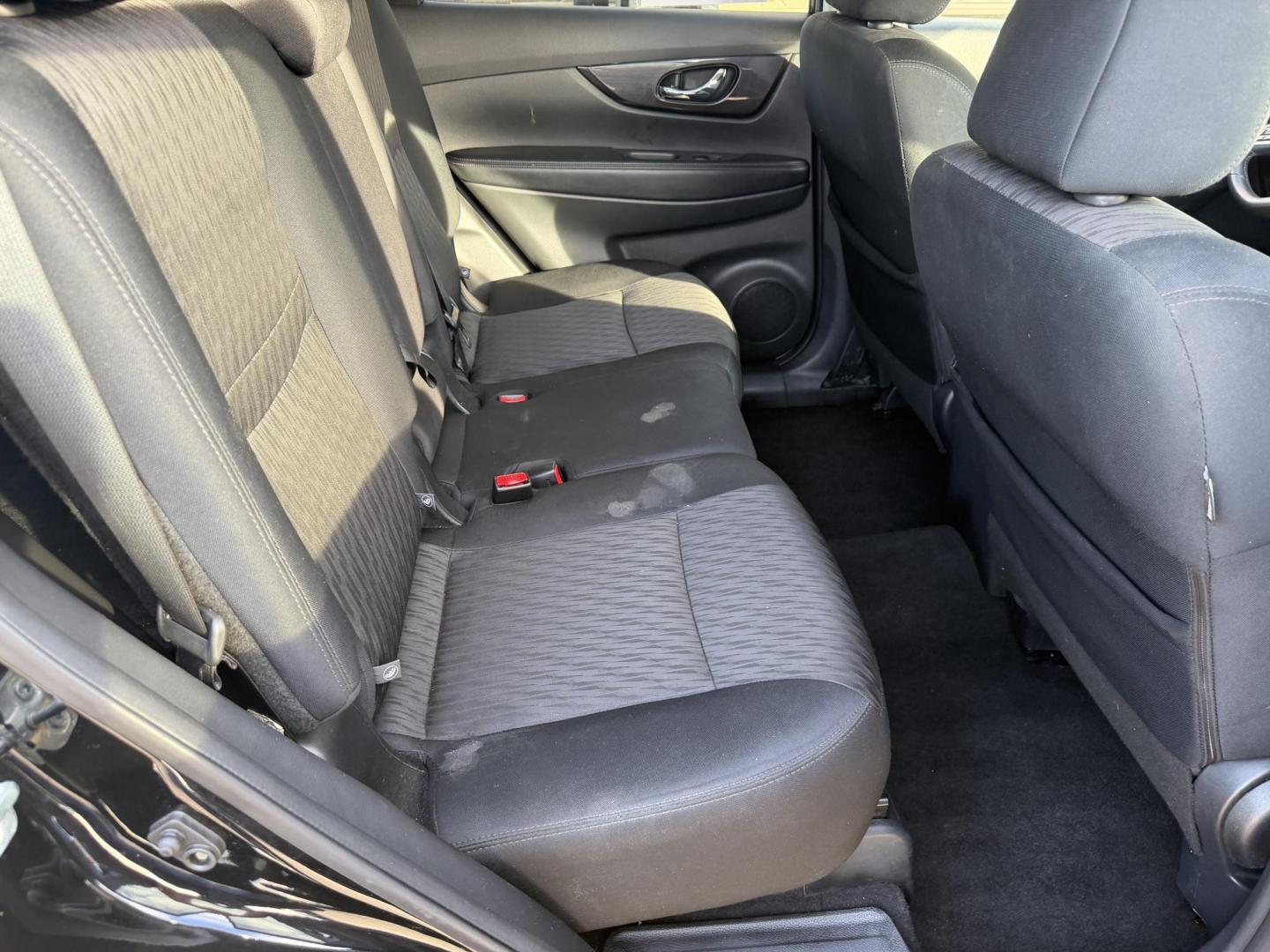 2018 BLACK NISSAN ROGUE SV (5N1AT2MT2JC) , located at 922 W. Beacon St., Philadelphia, MS, 39350, (601) 650-3675, 32.770447, -89.127151 - Photo#14