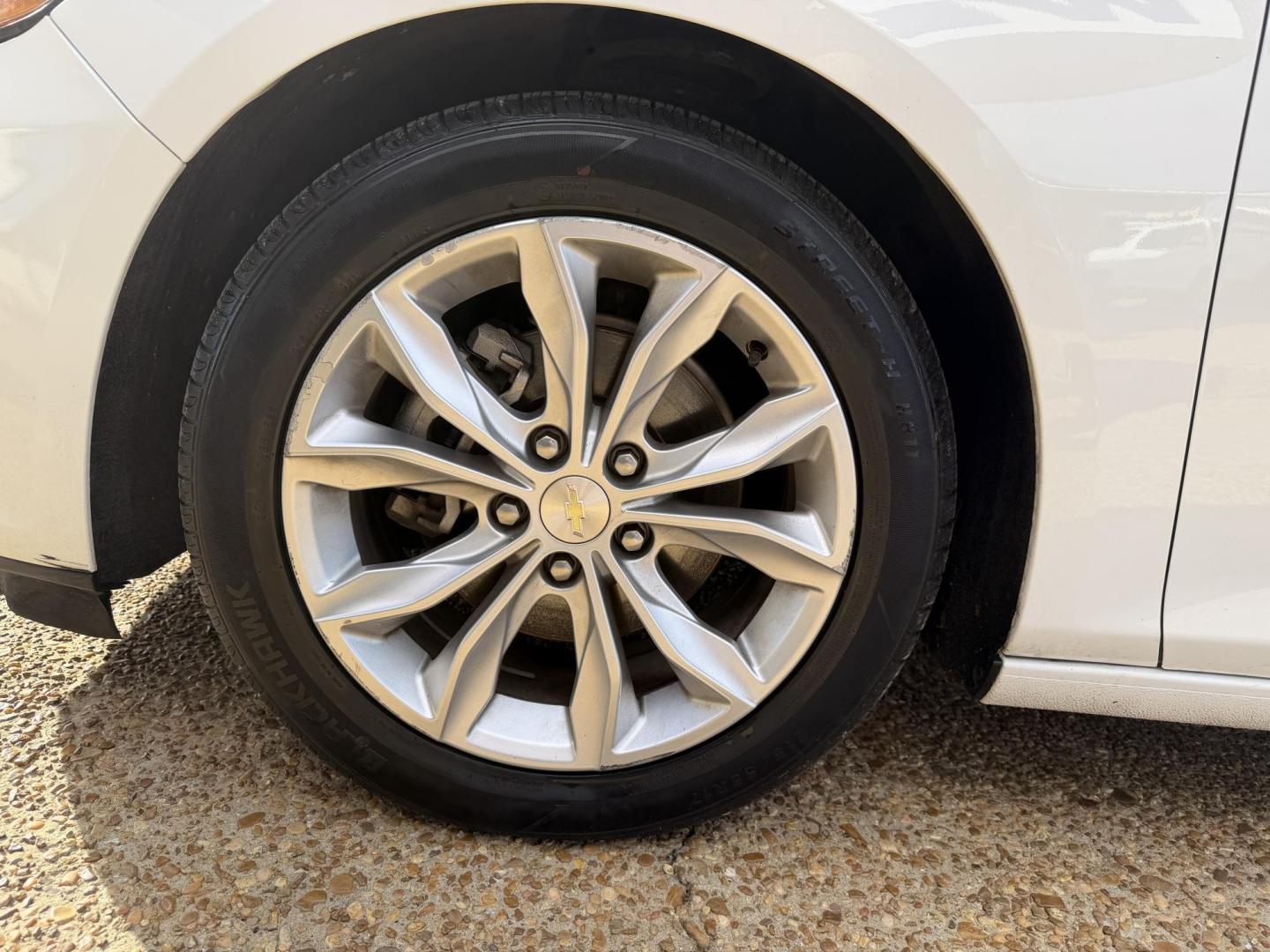 2021 WHITE CHEVROLET MALIBU LT (1G1ZD5ST6MF) , located at 922 W. Beacon St., Philadelphia, MS, 39350, (601) 650-3675, 32.770447, -89.127151 - Photo#7