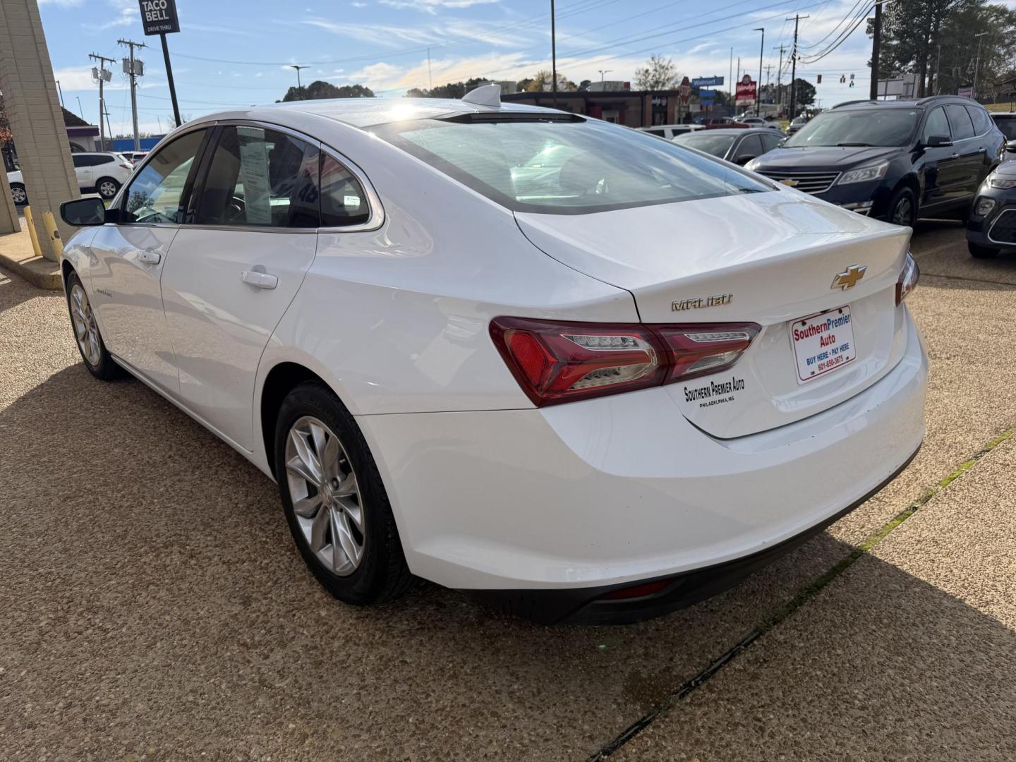 2021 WHITE CHEVROLET MALIBU LT (1G1ZD5ST6MF) , located at 922 W. Beacon St., Philadelphia, MS, 39350, (601) 650-3675, 32.770447, -89.127151 - Photo#3