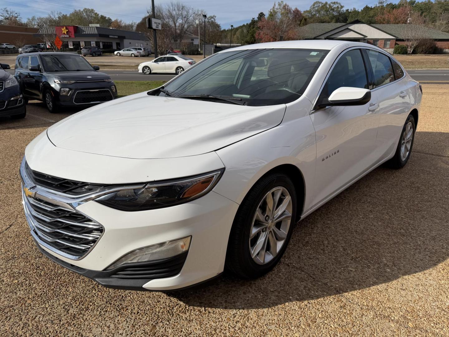 2021 WHITE CHEVROLET MALIBU LT (1G1ZD5ST6MF) , located at 922 W. Beacon St., Philadelphia, MS, 39350, (601) 650-3675, 32.770447, -89.127151 - Photo#2