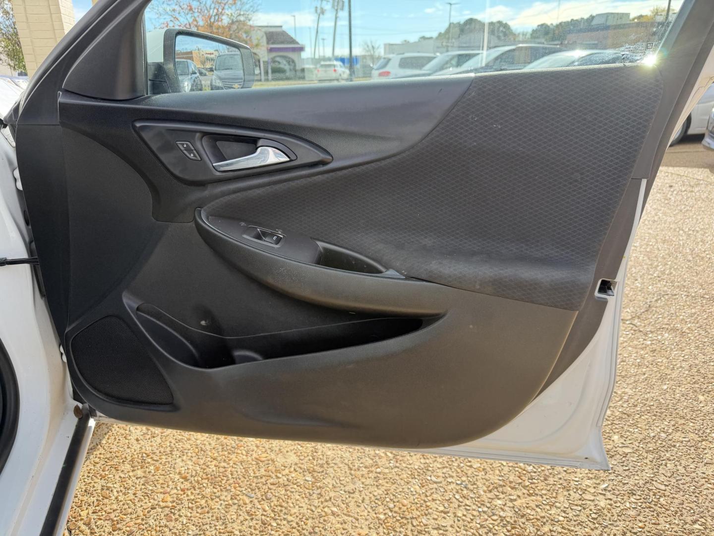 2021 WHITE CHEVROLET MALIBU LT (1G1ZD5ST6MF) , located at 922 W. Beacon St., Philadelphia, MS, 39350, (601) 650-3675, 32.770447, -89.127151 - Photo#11