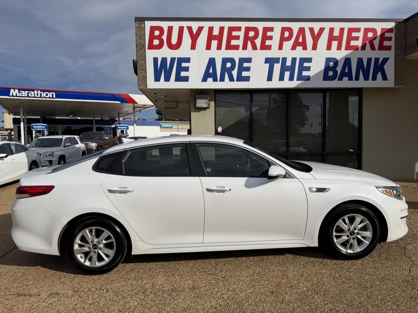 2016 WHITE KIA OPTIMA LX (5XXGT4L32GG) , located at 922 W. Beacon St., Philadelphia, MS, 39350, (601) 650-3675, 32.770447, -89.127151 - Photo#6