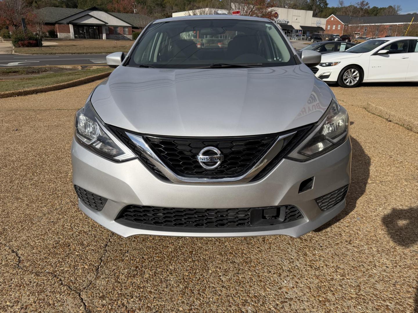 2019 SILVER NISSAN SENTRA SV (3N1AB7AP4KL) , located at 922 W. Beacon St., Philadelphia, MS, 39350, (601) 650-3675, 32.770447, -89.127151 - Photo#1
