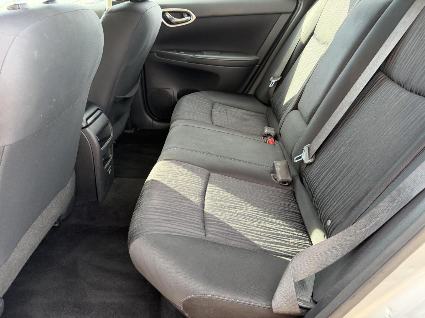 2019 SILVER NISSAN SENTRA SV (3N1AB7AP4KL) , located at 922 W. Beacon St., Philadelphia, MS, 39350, (601) 650-3675, 32.770447, -89.127151 - Photo#13