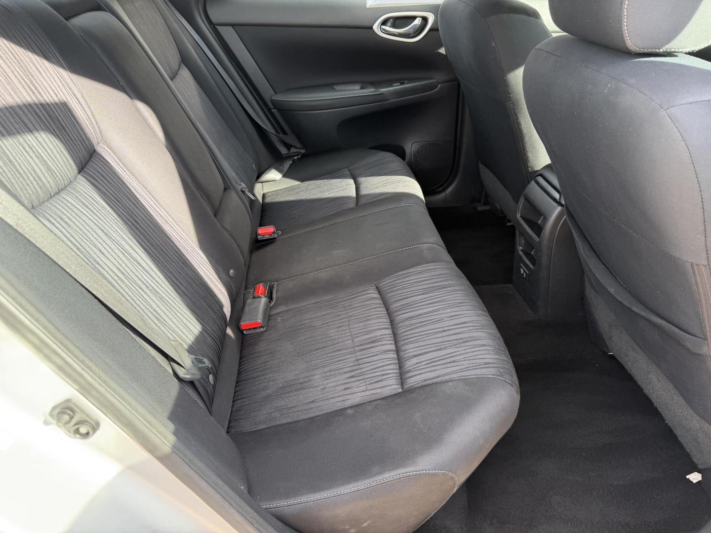 2019 SILVER NISSAN SENTRA SV (3N1AB7AP4KL) , located at 922 W. Beacon St., Philadelphia, MS, 39350, (601) 650-3675, 32.770447, -89.127151 - Photo#14