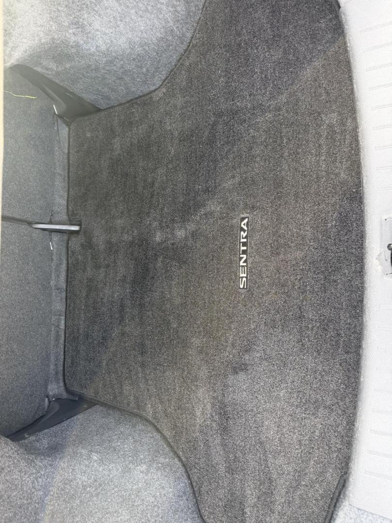 2019 SILVER NISSAN SENTRA SV (3N1AB7AP4KL) , located at 922 W. Beacon St., Philadelphia, MS, 39350, (601) 650-3675, 32.770447, -89.127151 - Photo#19