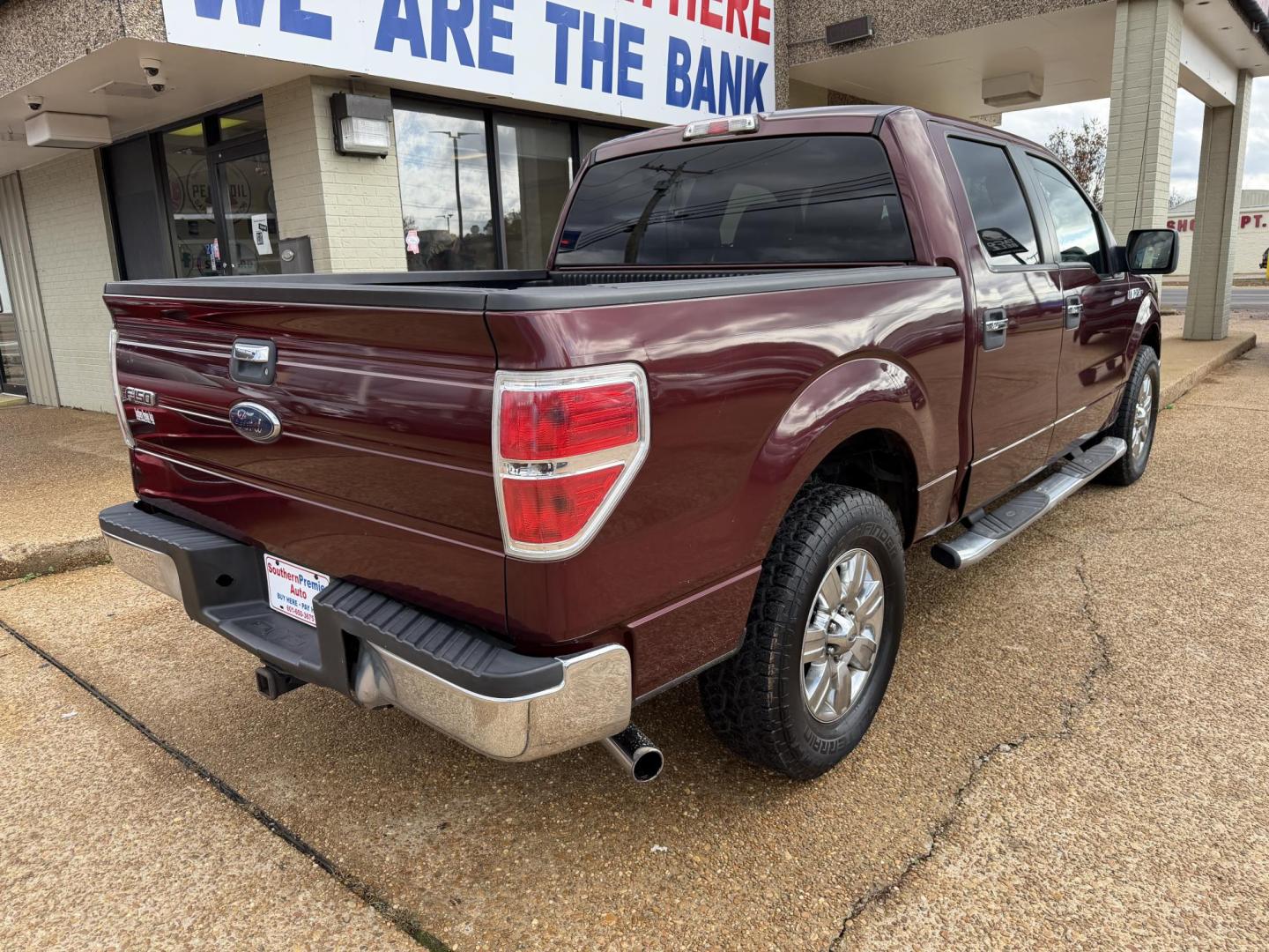 2010 RED FORD F-150 FX2 SPORT (1FTEW1C88AK) , located at 922 W. Beacon St., Philadelphia, MS, 39350, (601) 650-3675, 32.770447, -89.127151 - Photo#5